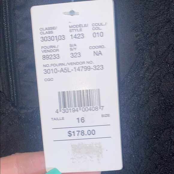 Elegant Black Midi Dress with Bow by Laura. - Picture 2 of 8